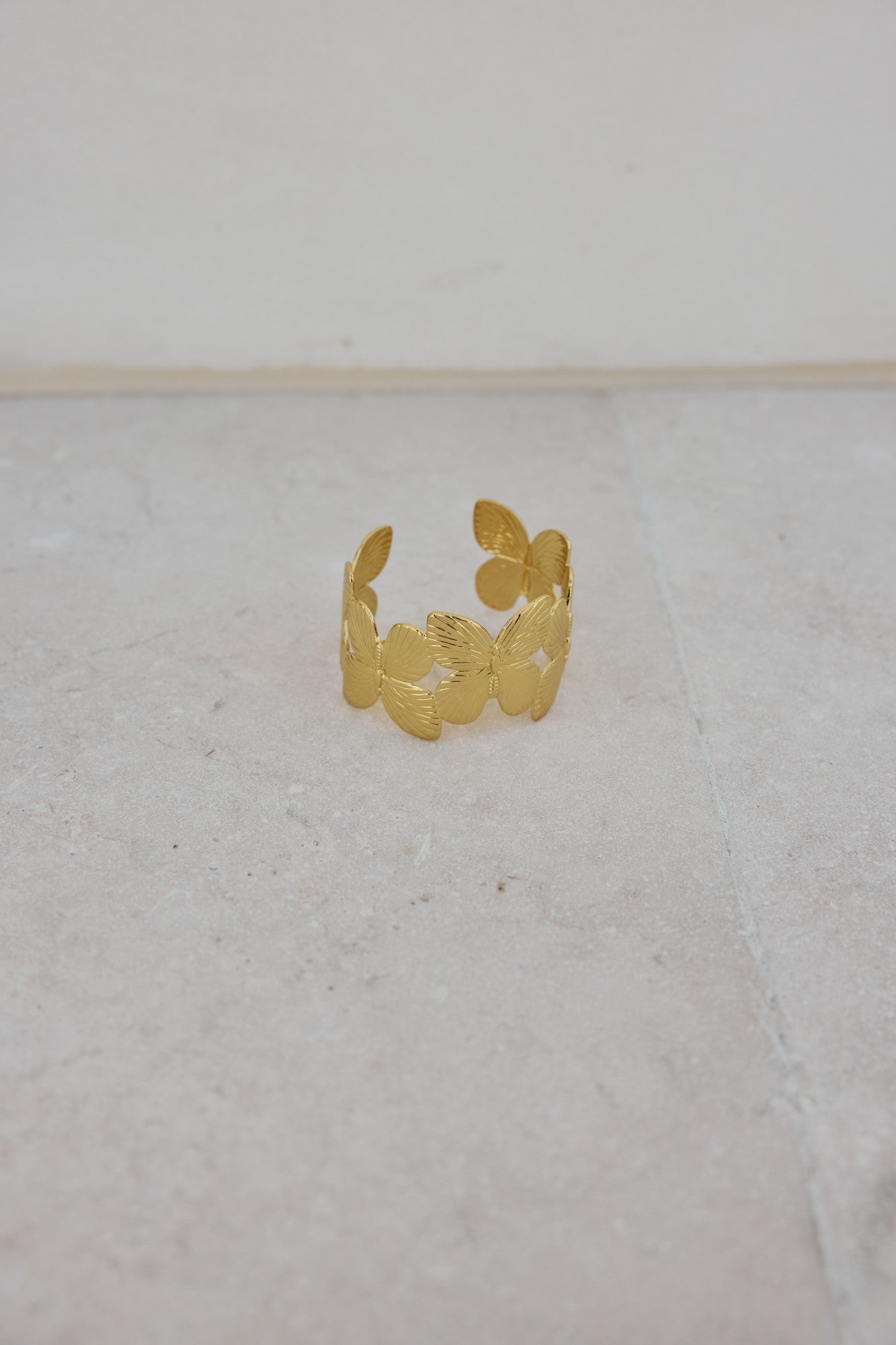 18k Gold Plated Floral Breeze Cuff Bracelet Gold