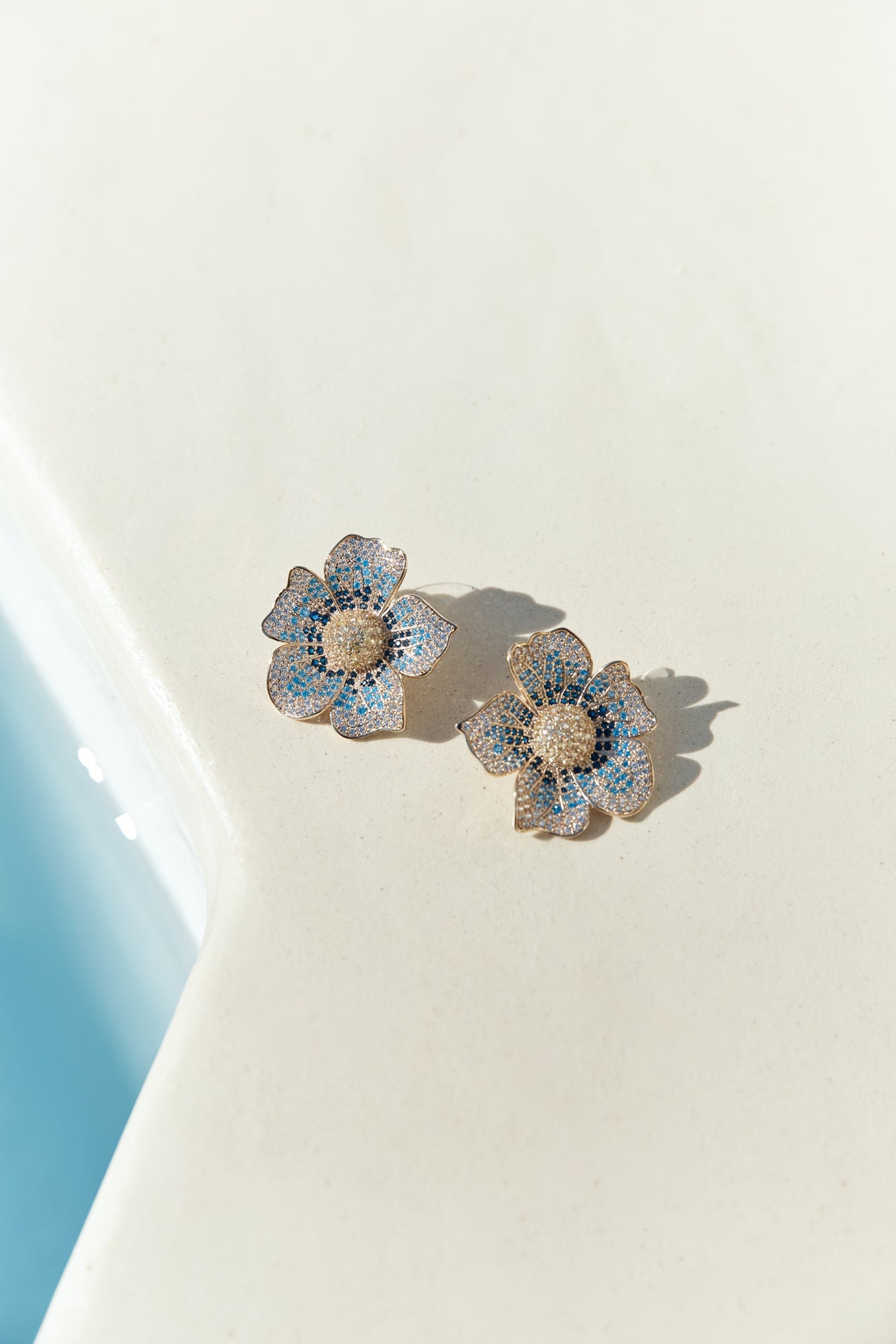 18k Gold Plated Blossom Days Earrings Gold
