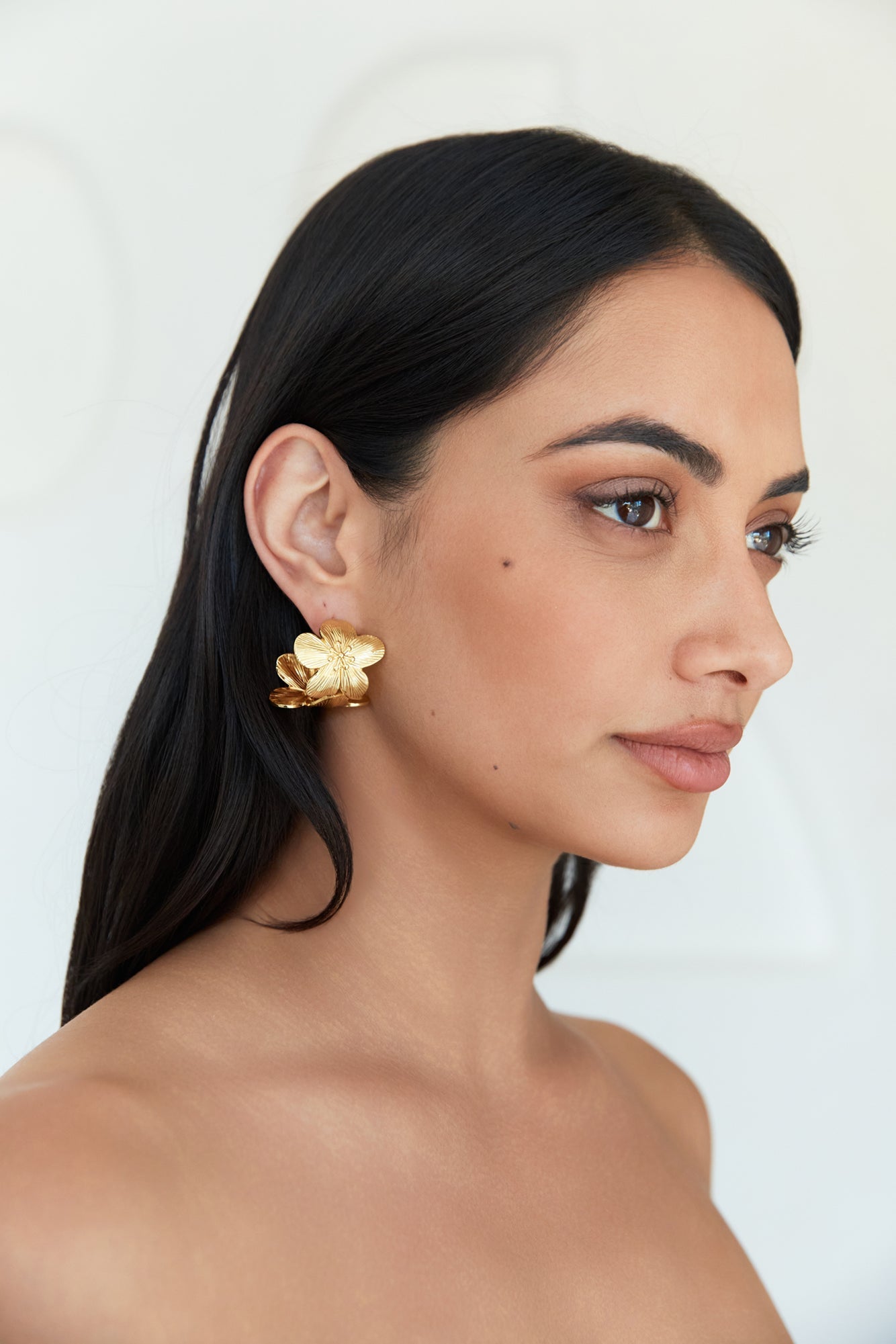 18K Gold Plated Aloha Dreams Flower Hoop Earrings Gold
