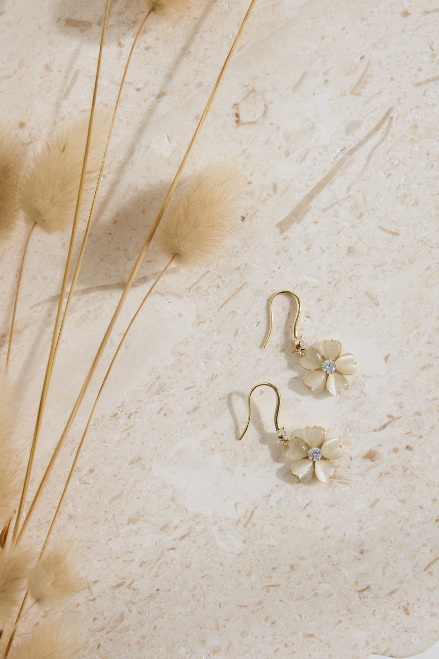 18k Gold Plated Floral Feels Earrings Gold