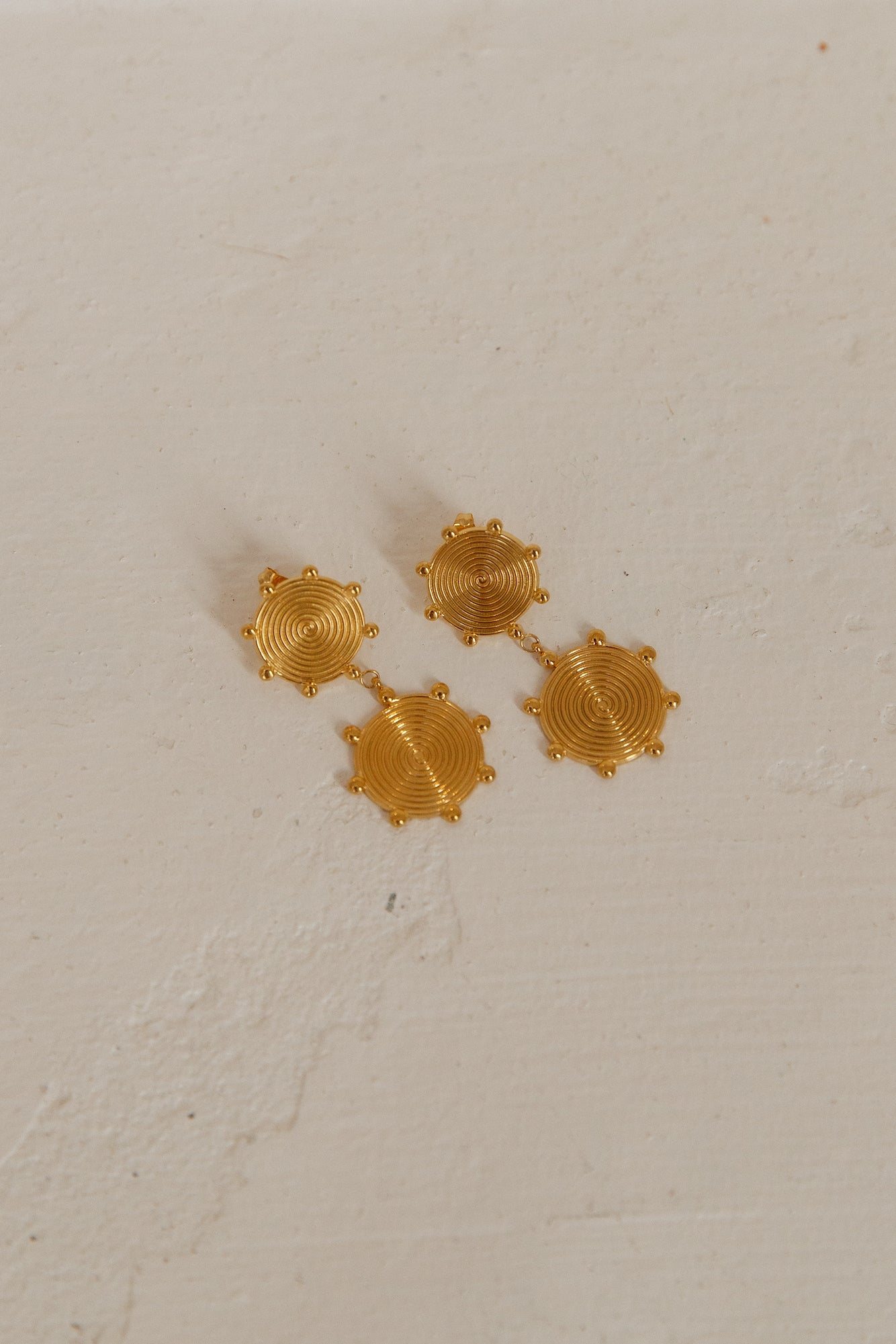 18K Gold Plated Blazing Dangle Earrings Gold