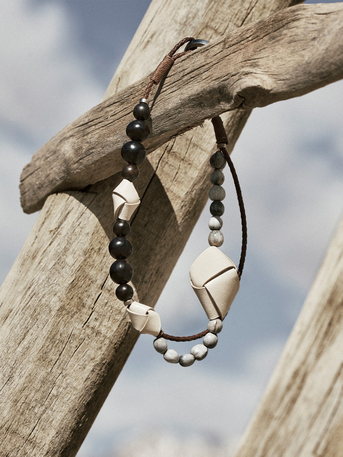 Small Carefree Thread Charm